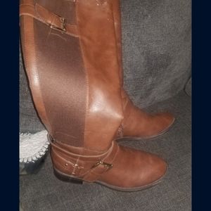 Boots women